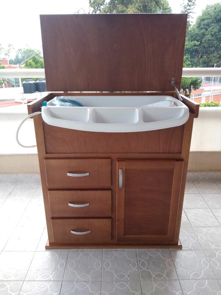 COMODA BAÑERA